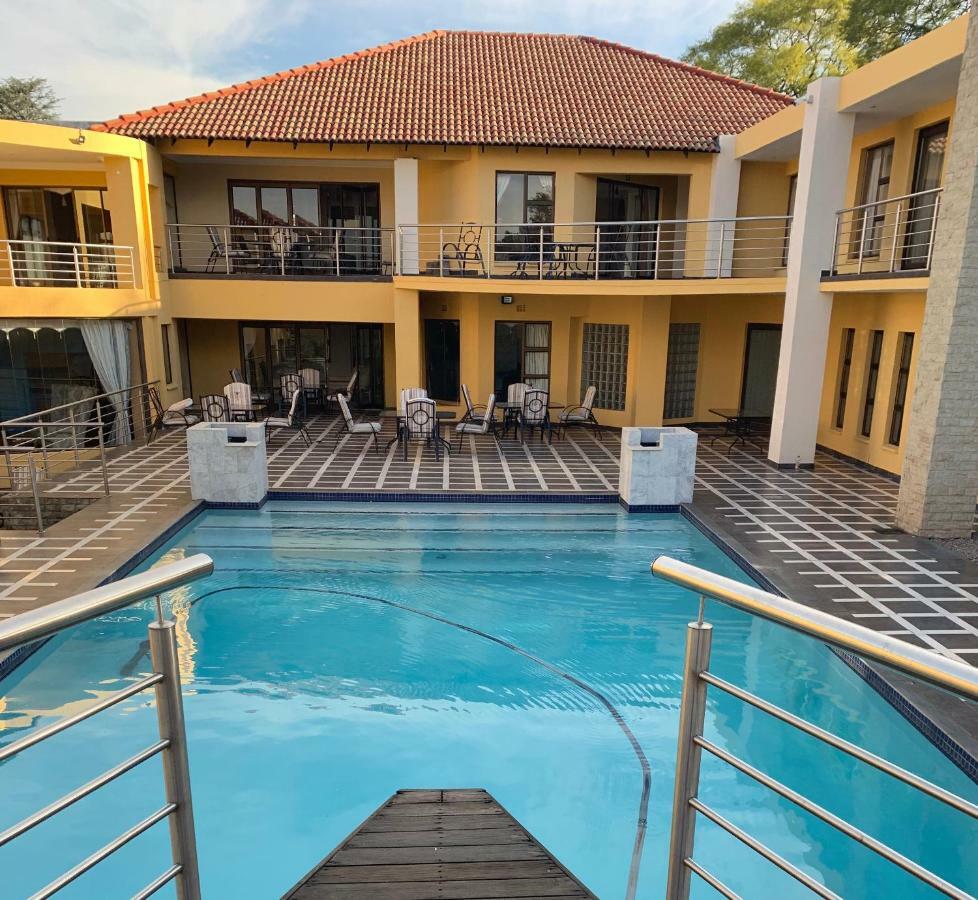Bella Casa Guesthouse Johannesburg Esterno foto